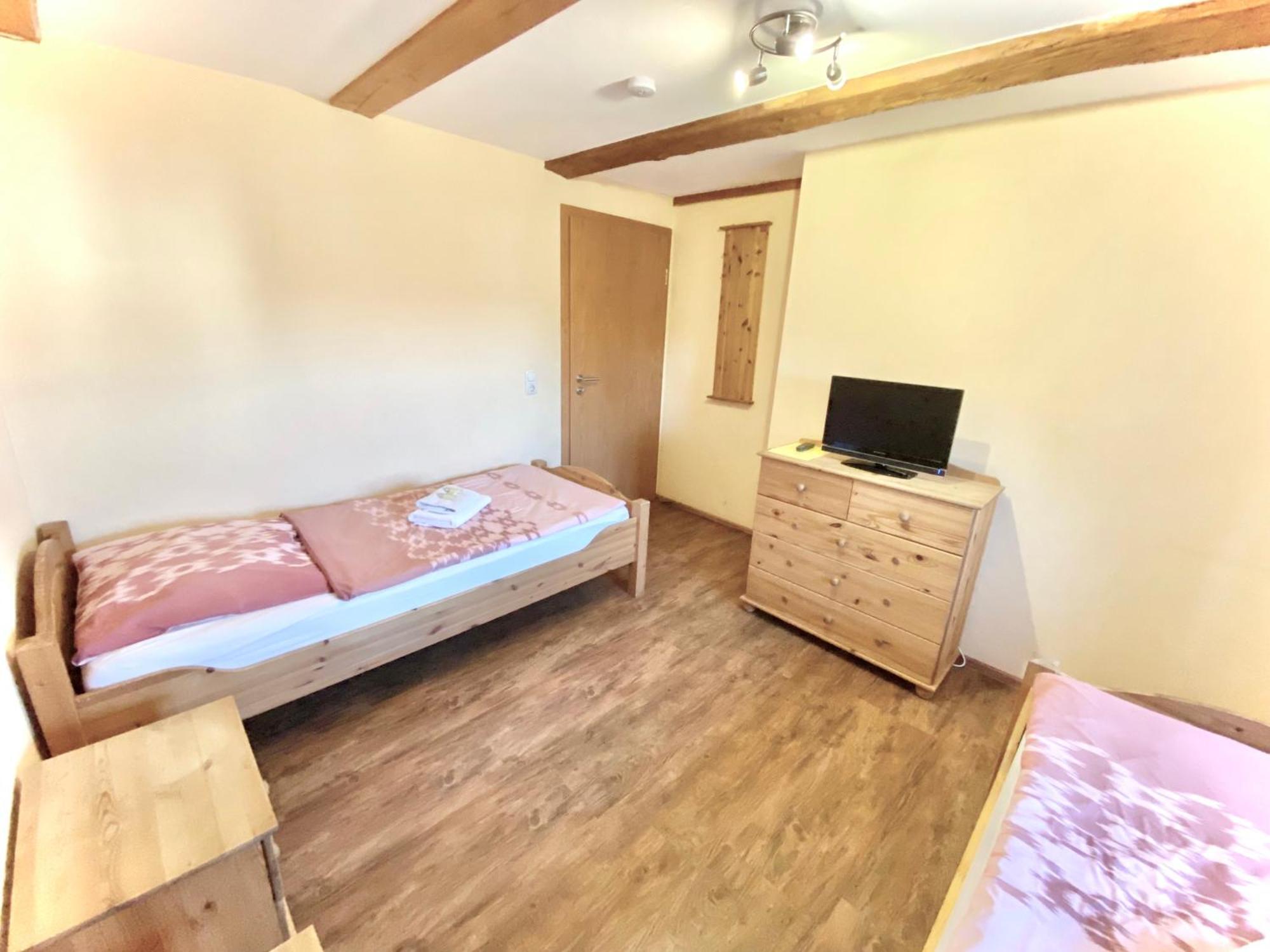 Pension Laurent Ranch Gottfrieding Room photo